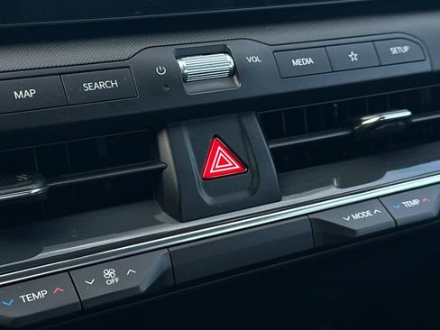 Used 2025 Kia K4 EX image 19