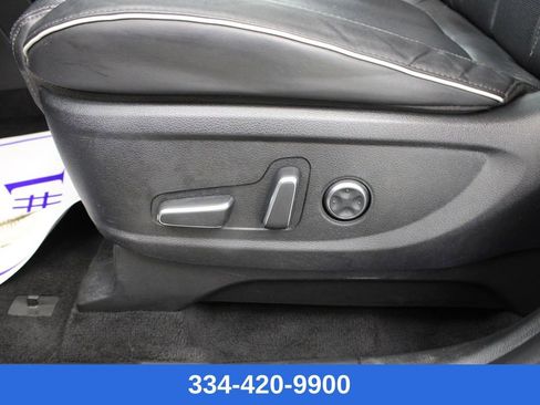 Used 2023 Hyundai Palisade SEL w/ Premium Package image 20