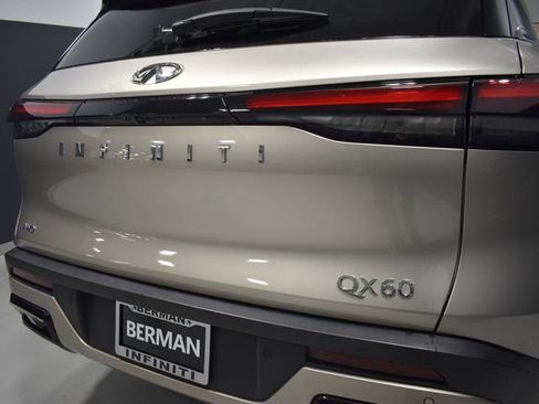 Used 2023 INFINITI QX60 Luxe image 12