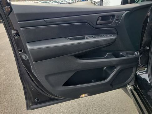 Used 2024 Honda Odyssey Sport image 38