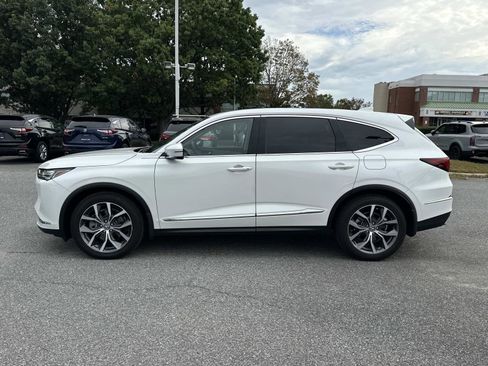 Certified 2023 Acura MDX FWD w/ Technology Package image 7