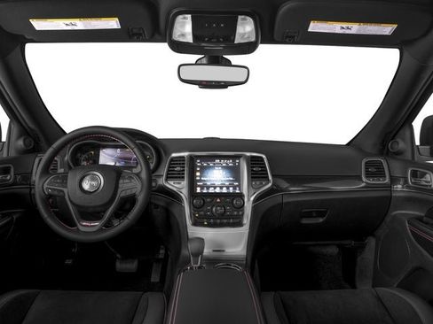 Used 2017 Jeep Grand Cherokee Trailhawk image 8