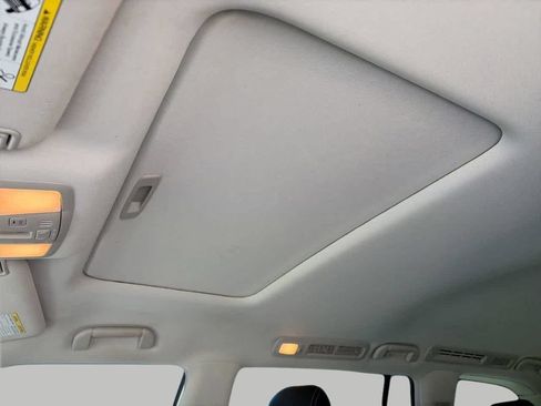 Used 2018 Nissan Armada SL w/ Premium Package RWD image 18