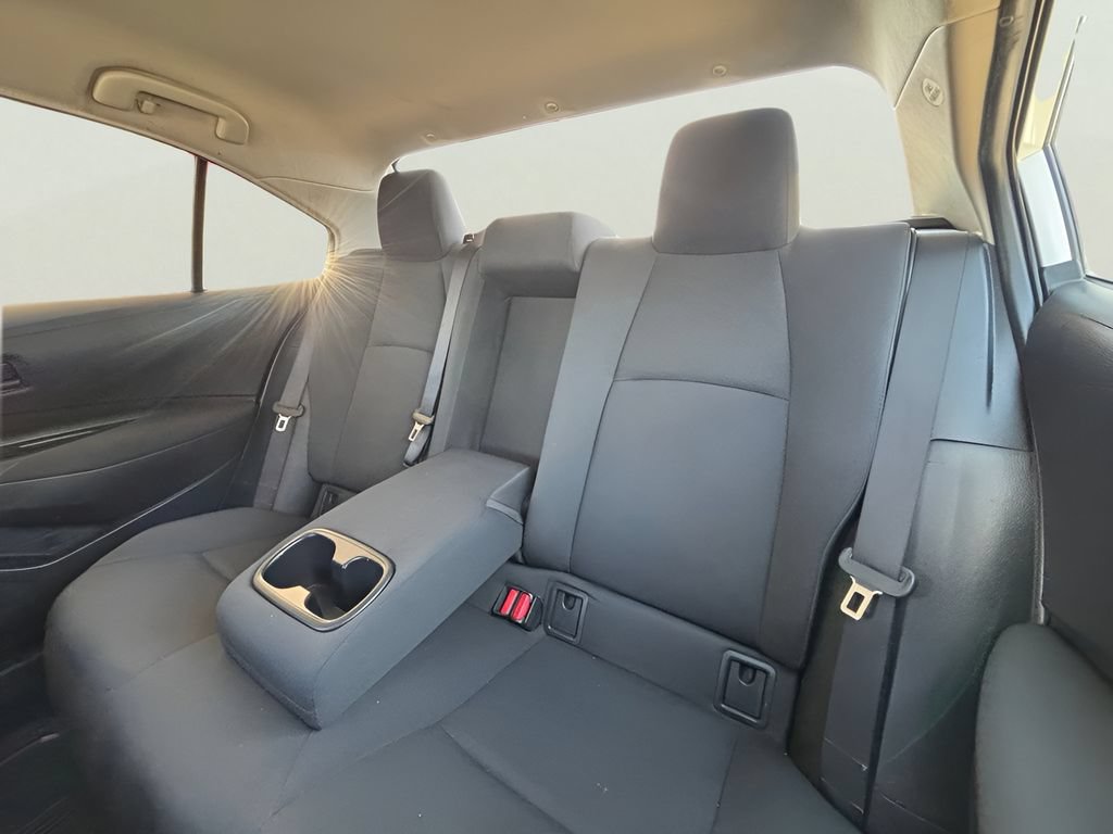 Used 2022 Toyota Corolla LE FWD image 11