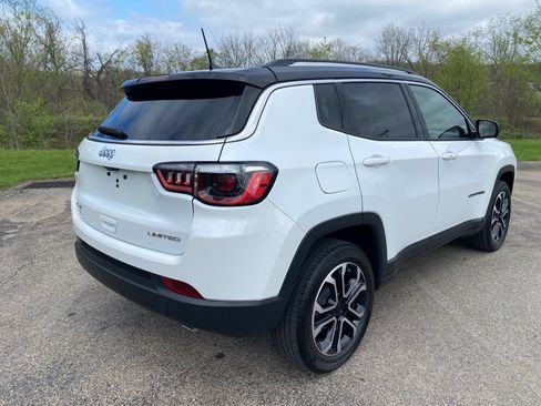 Used 2022 Jeep Compass Limited AWD/4WD image 3