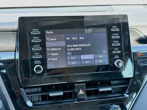 Used 2024 Toyota Camry SE FWD image 16
