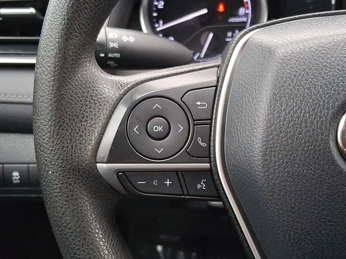 Used 2022 Toyota Camry LE image 20