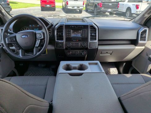 Used 2015 Ford F150 XLT AWD/4WD image 2