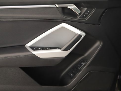 Certified 2023 Audi Q3 2.0T Premium Plus w/ Premium Plus Package image 23