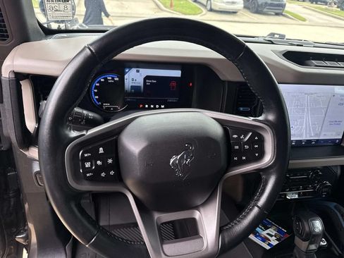 Used 2023 Ford Bronco Wildtrak AWD/4WD image 25