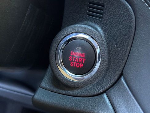 Used 2025 Subaru Outback Premium w/ Popular Package #1A image 5