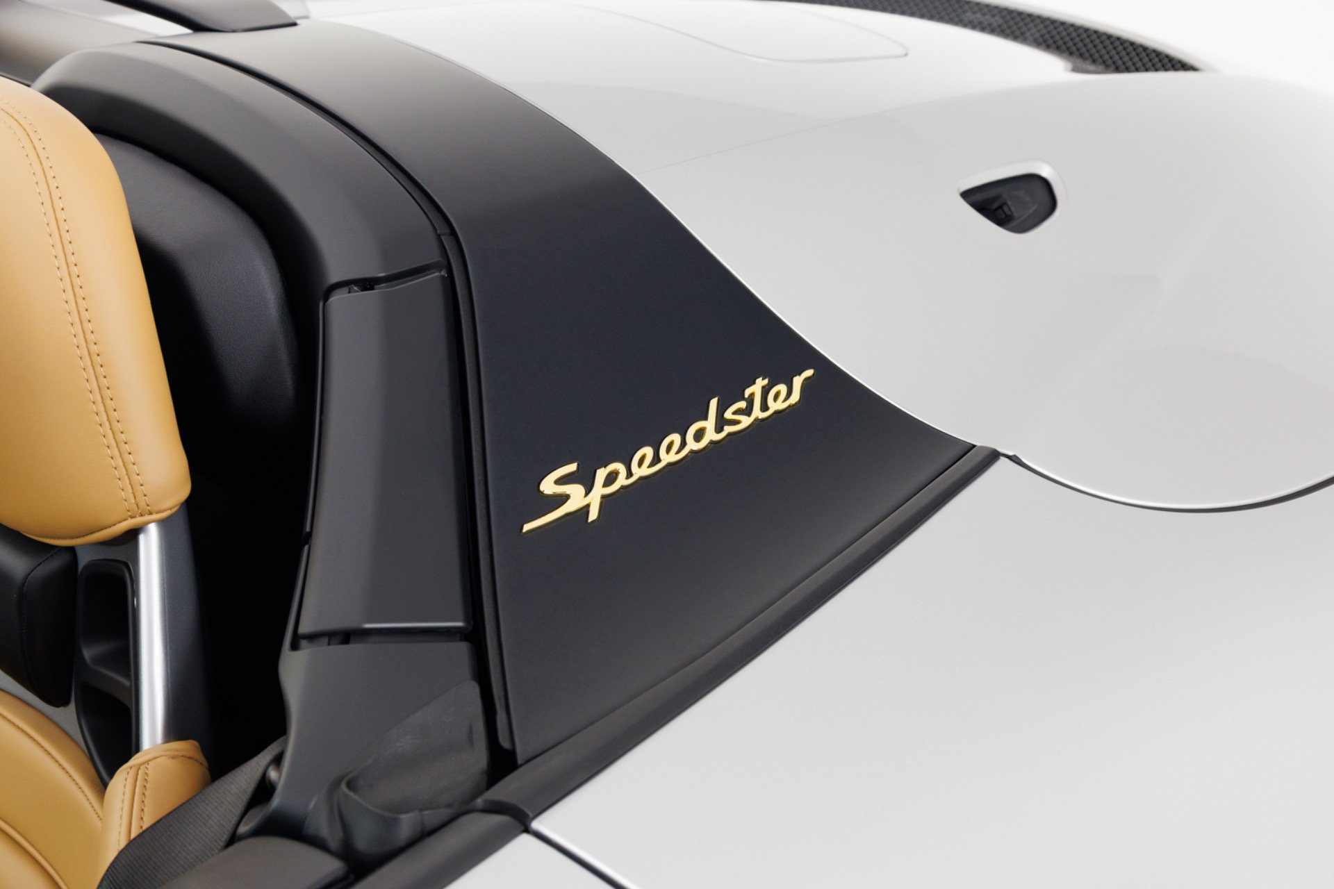 Used 2019 Porsche 911 Speedster RWD image 68