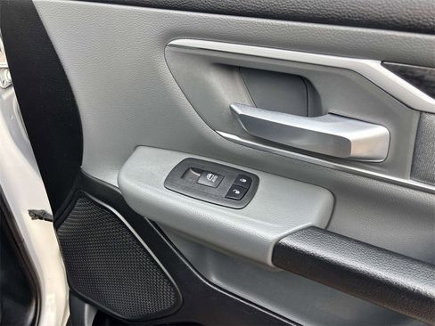 Used 2023 RAM 1500 Big Horn image 14