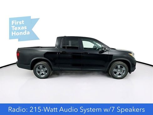 Used 2025 Honda Ridgeline TrailSport image 10