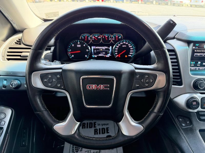 Used 2018 GMC Yukon XL SLT w/ HD Trailering Package AWD/4WD image 9