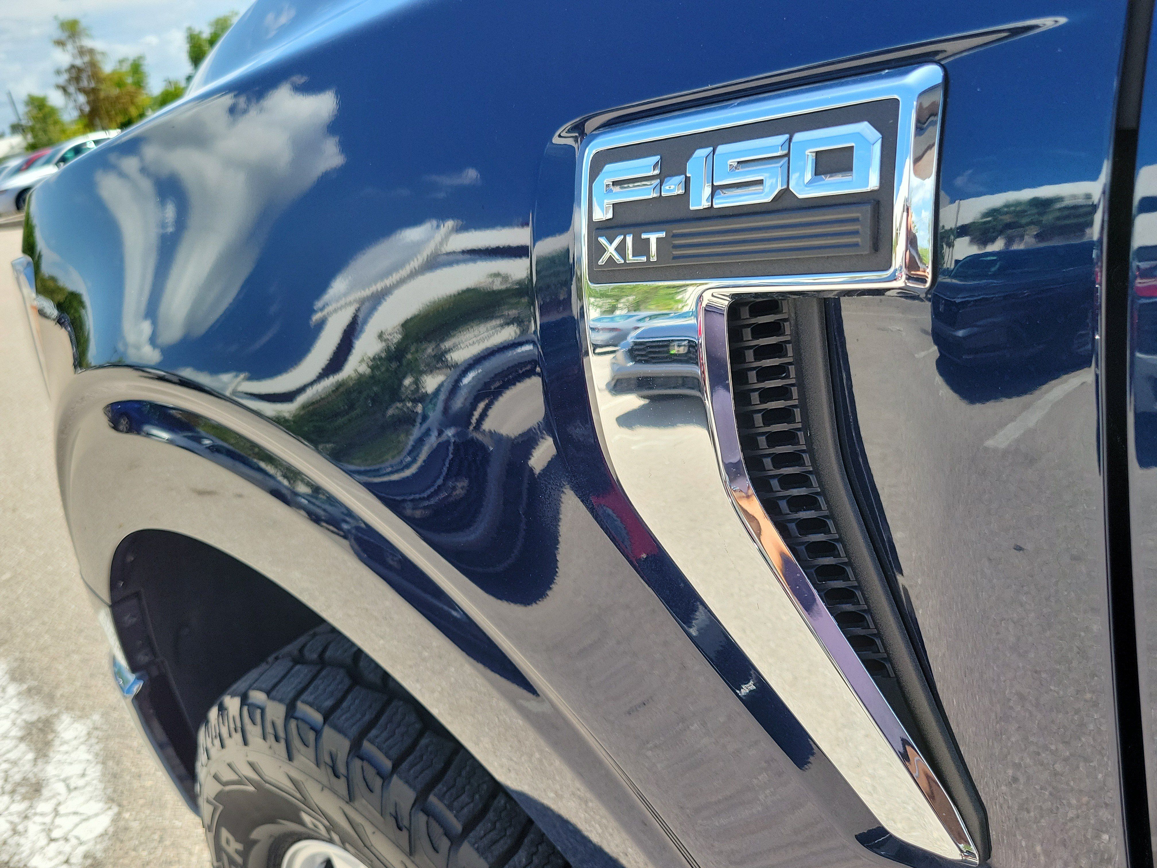 Used 2022 Ford F150 XLT w/ Equipment Group 301A Mid AWD/4WD image 12