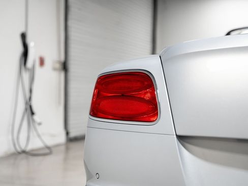 Used 2017 Bentley Continental GT image 16