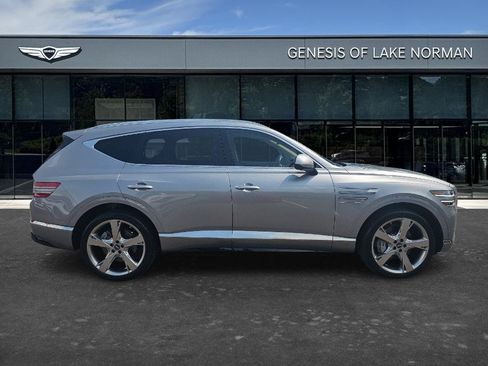 Used 2024 Genesis GV80 3.5T w/ Prestige Package AWD/4WD image 4