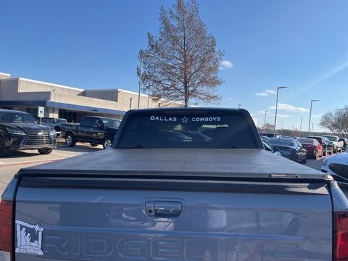 Used 2024 Honda Ridgeline Sport image 8