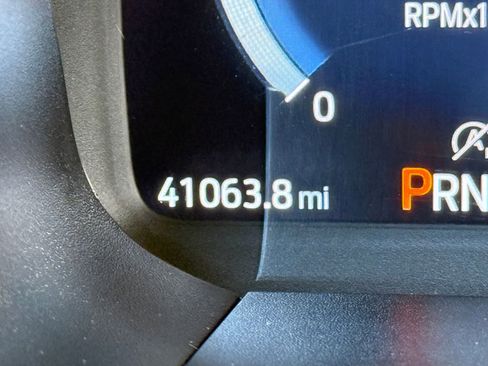 Used 2025 Ford Explorer ST-Line w/ ST-Line Street Pack image 20