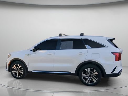 Used 2023 Kia Sorento EX AWD/4WD image 17