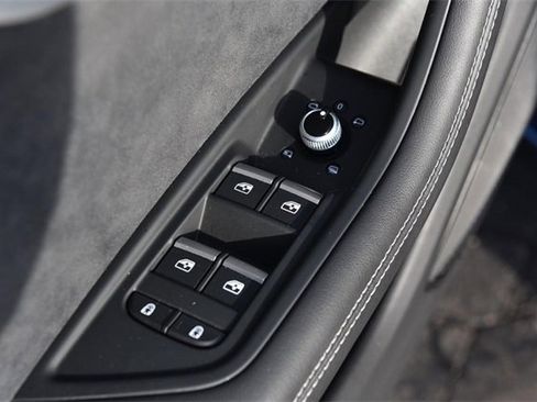 Used 2022 Audi A4 2.0T Premium Plus image 8