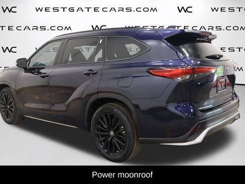 Used 2023 Toyota Highlander XSE image 5