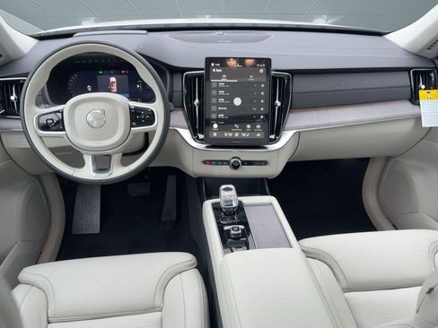 New 2026 Volvo XC90 T8 Ultra w/ Protection Package Premier AWD/4WD image 14