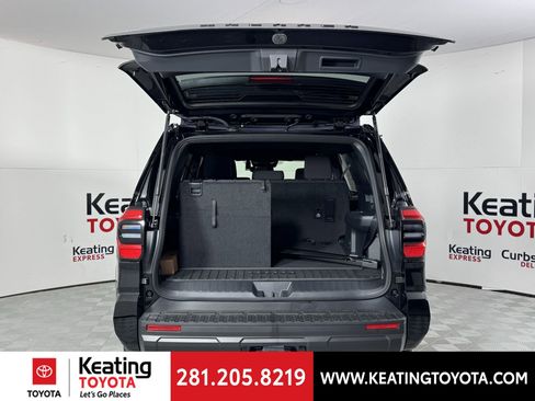 New 2026 Toyota 4Runner SR5 image 11