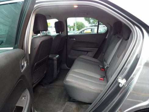 Used 2017 Chevrolet Equinox LS image 16