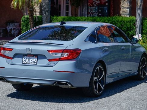 Used 2021 Honda Accord Sport image 9