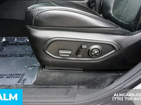 Used 2025 Jeep Grand Cherokee Altitude AWD/4WD image 37