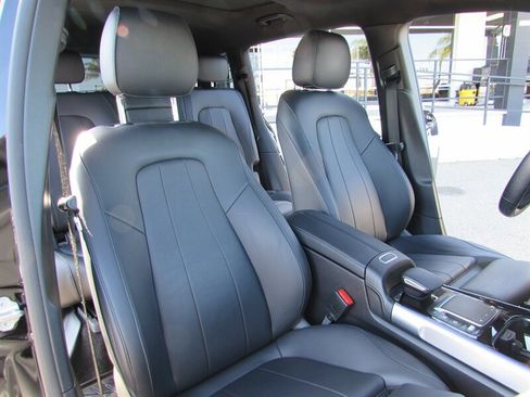 Used 2022 Mercedes-Benz EQB 300 4MATIC image 31