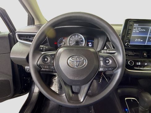 Used 2022 Toyota Corolla LE FWD image 13