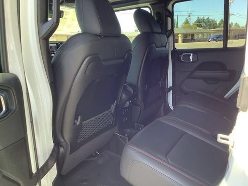 New 2026 Jeep Gladiator Rubicon AWD/4WD image 24