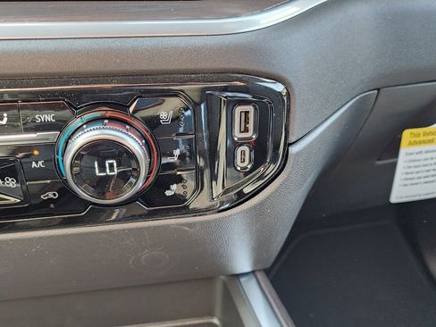 New 2026 GMC Sierra 1500 SLT w/ SLT Premium Plus Package image 29