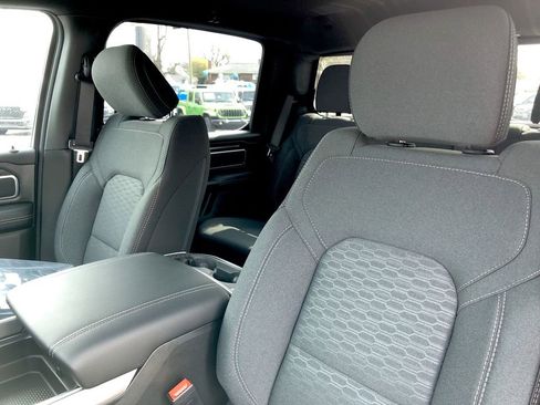 New 2026 RAM 1500 4x4 Crew Cab image 21