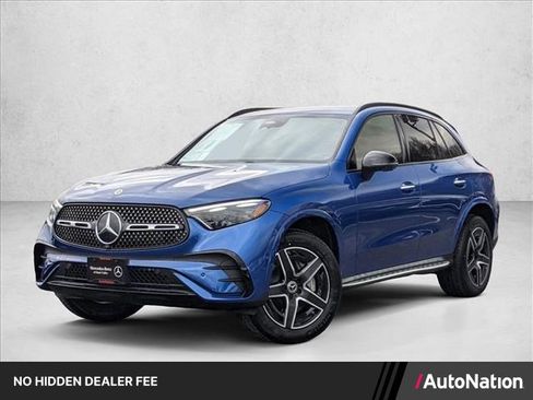 Used 2025 Mercedes-Benz GLC 300 4MATIC image 1