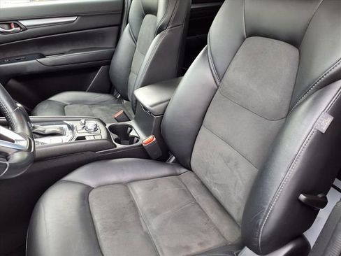 Used 2017 MAZDA CX-5 Touring image 3