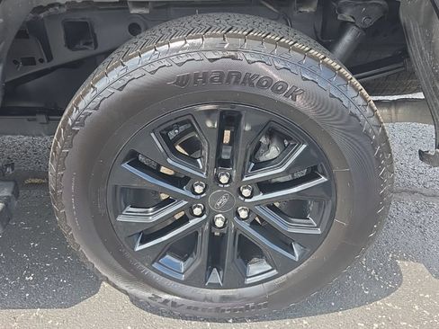 Used 2024 Ford F150 Lariat w/ Equipment Group 502A High AWD/4WD image 18