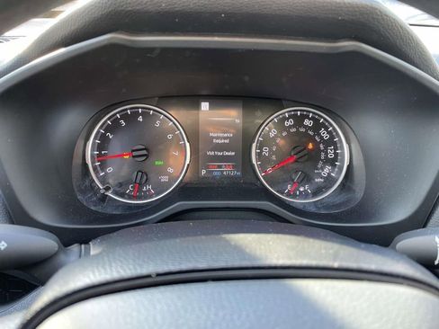 Used 2021 Toyota RAV4 XLE image 37