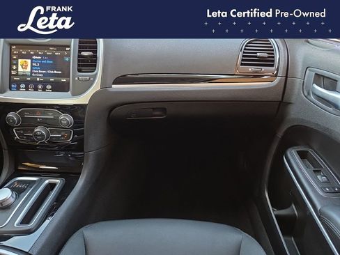 Used 2023 Chrysler 300 Touring w/ Sport Appearance Package image 24