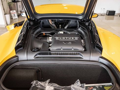 New 2025 Lotus Emira image 15