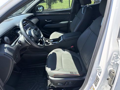 Used 2024 Hyundai Santa Cruz Limited AWD/4WD image 9
