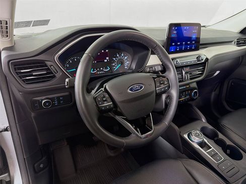 Used 2022 Ford Escape SEL AWD/4WD image 16