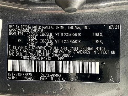 Used 2021 Toyota Highlander XLE AWD/4WD image 33