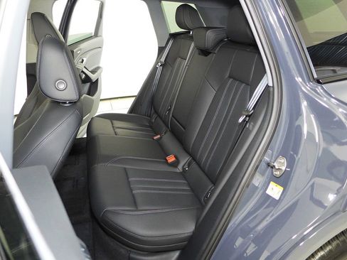 Used 2025 Audi Q6 e-tron Premium Plus w/ Premium Plus image 21