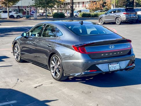 Used 2022 Hyundai Sonata SEL Plus image 2