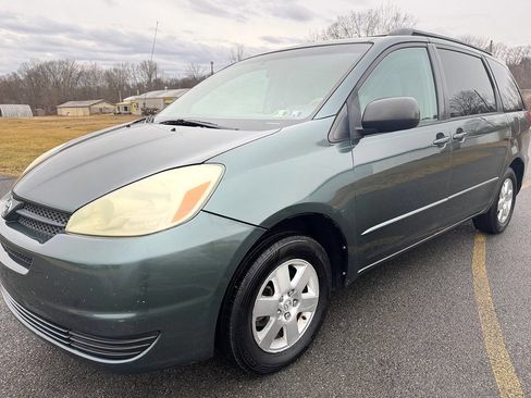 Used 2004 Toyota Sienna LE image 4