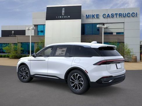 New 2026 Lincoln Nautilus Premier AWD/4WD image 5